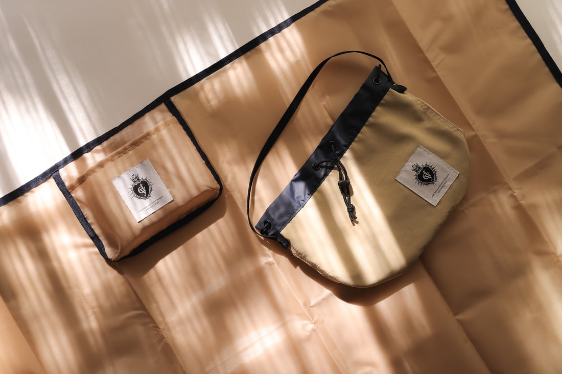 "with Shall we? " small bag＆ picnic sheet  SETオンラインストア入荷のお知らせ