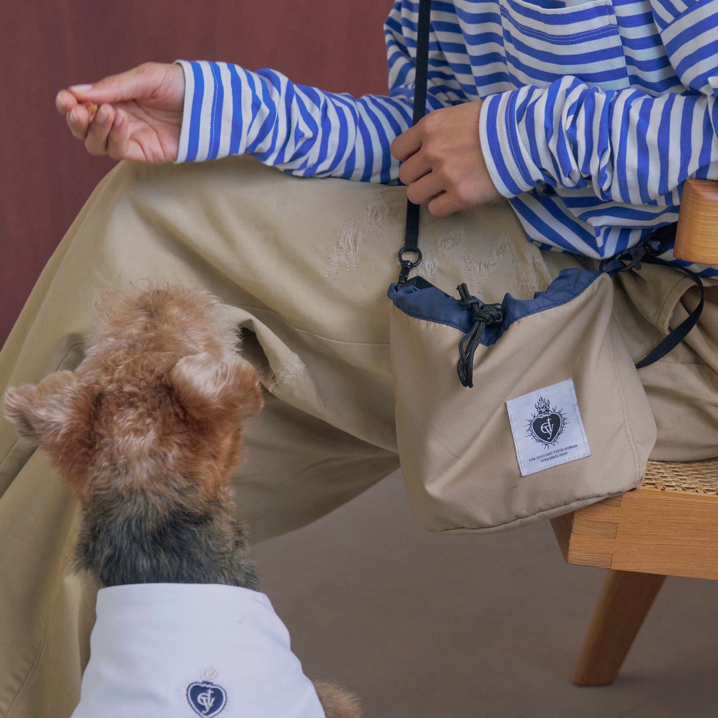 "with Shall we? "small bag& picnic sheet